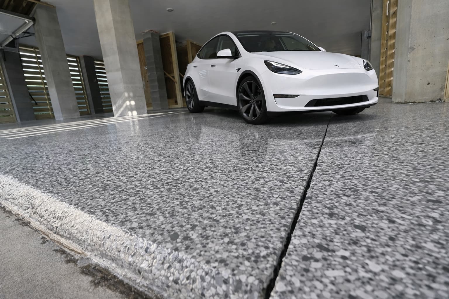 Color: Gravel